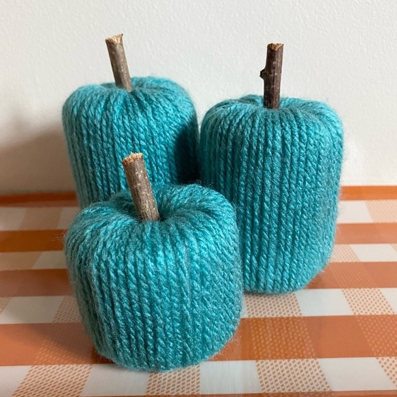 Handmade Blue Pumpkin Decor Set of 3 Fall Halloween - Picture 1 of 2